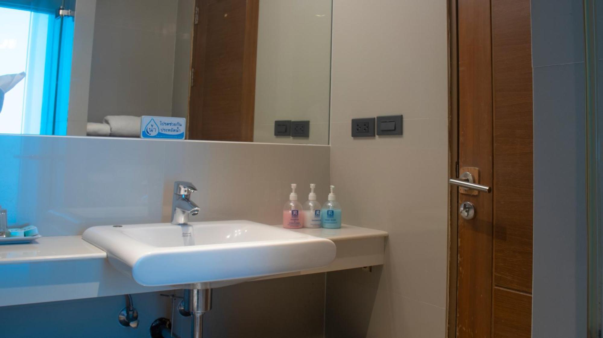 Riverside Bangkok Hotel 외부 사진
